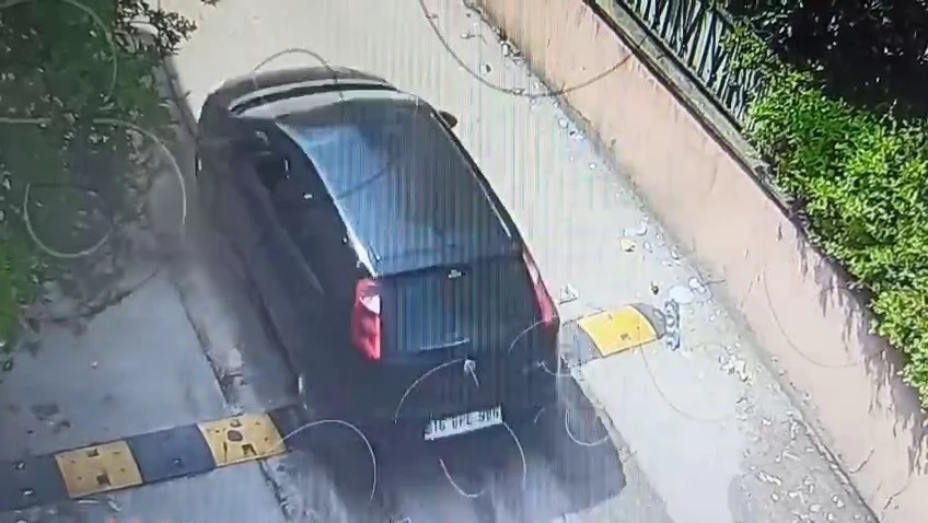 Çaldığı araç arıza yaptı, hırsız böyle yakalandı
