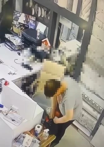 &Ccedil;aldığı &ccedil;antayla ka&ccedil;an zanlı kısa s&uuml;rede yakalandı
