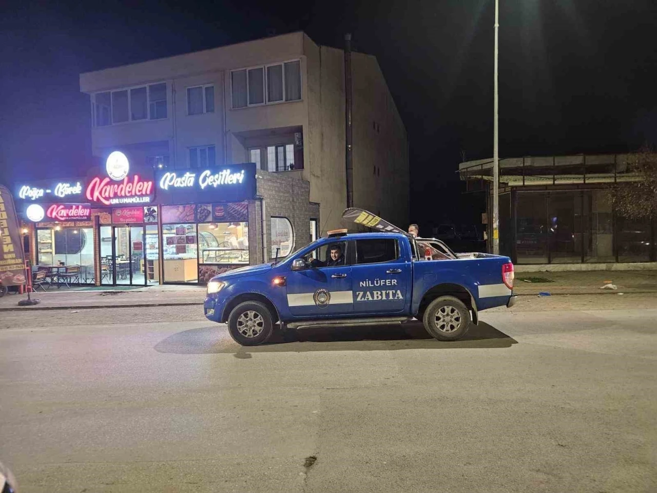 Çalı Mahallesi’nde kaldırım işgallerine sabah operasyonu
