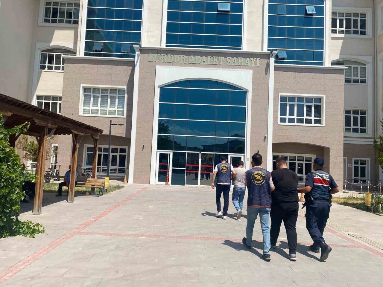 Çalınan hayvanlar 1 gün içinde bulundu
