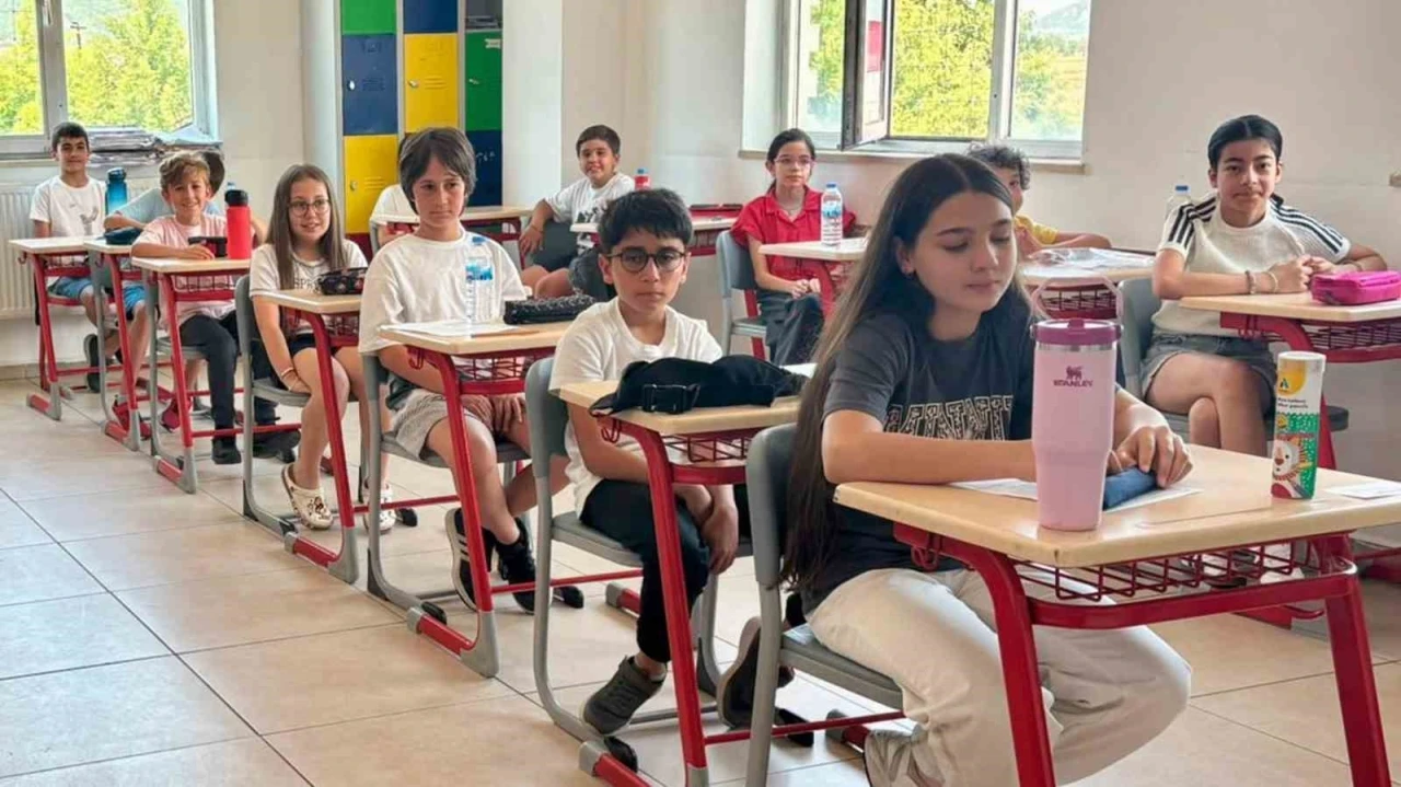 Cambridge dil yeterliliği sınavı MTK Koleji&rsquo;nde yapıldı
