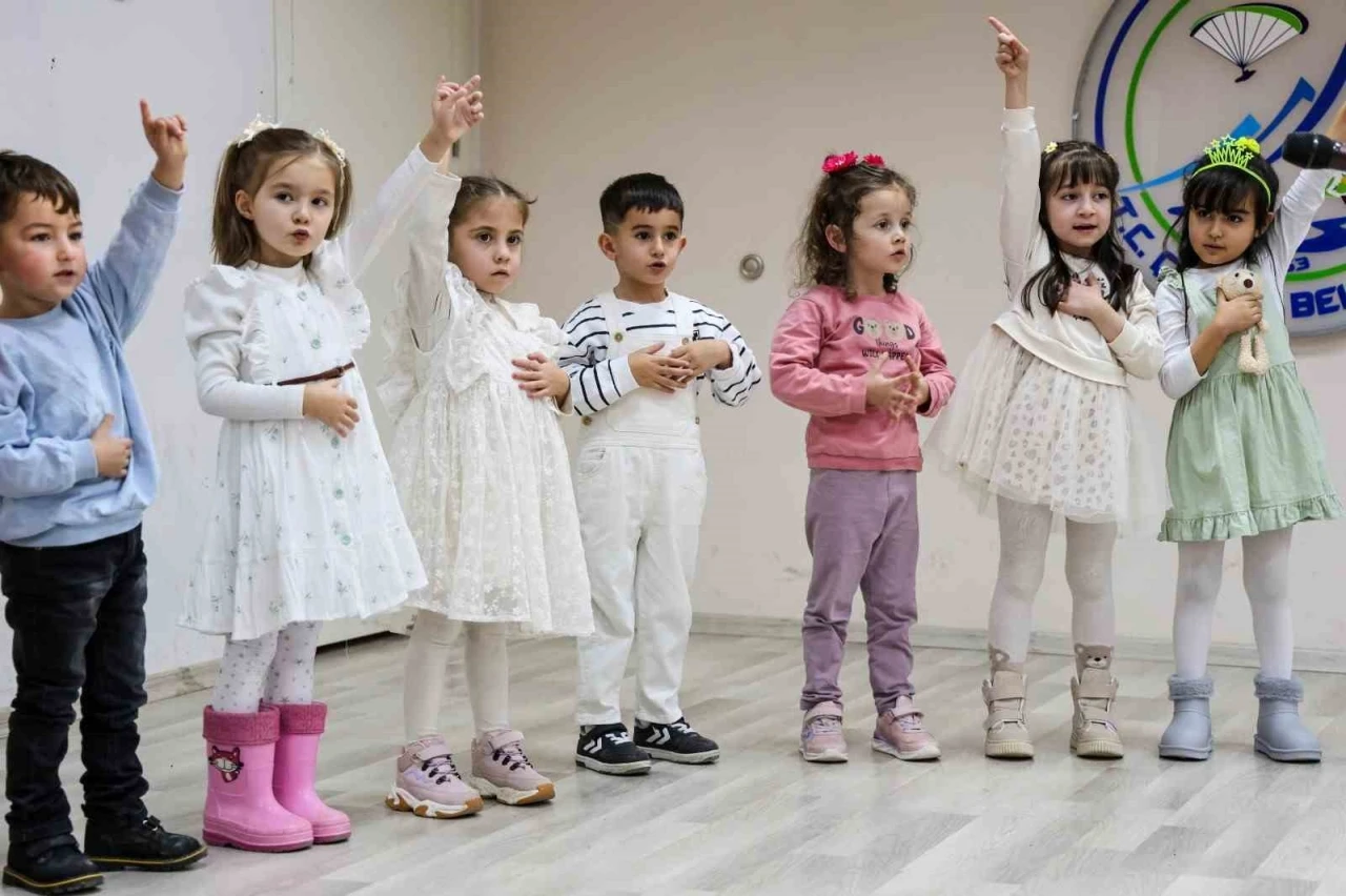 &Ccedil;ameli&rsquo;de Mira&ccedil; Kandili Programı d&uuml;zenlendi
