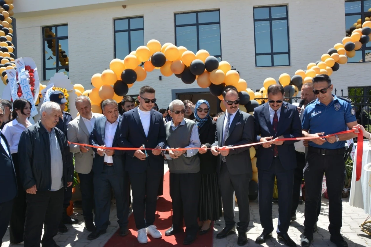 Cami donanımları firması, yeni fabrikasını açtı
