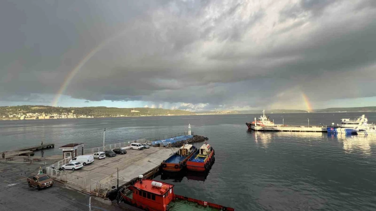 Çanakkale Boğazı’nda çifte gökkuşağı
