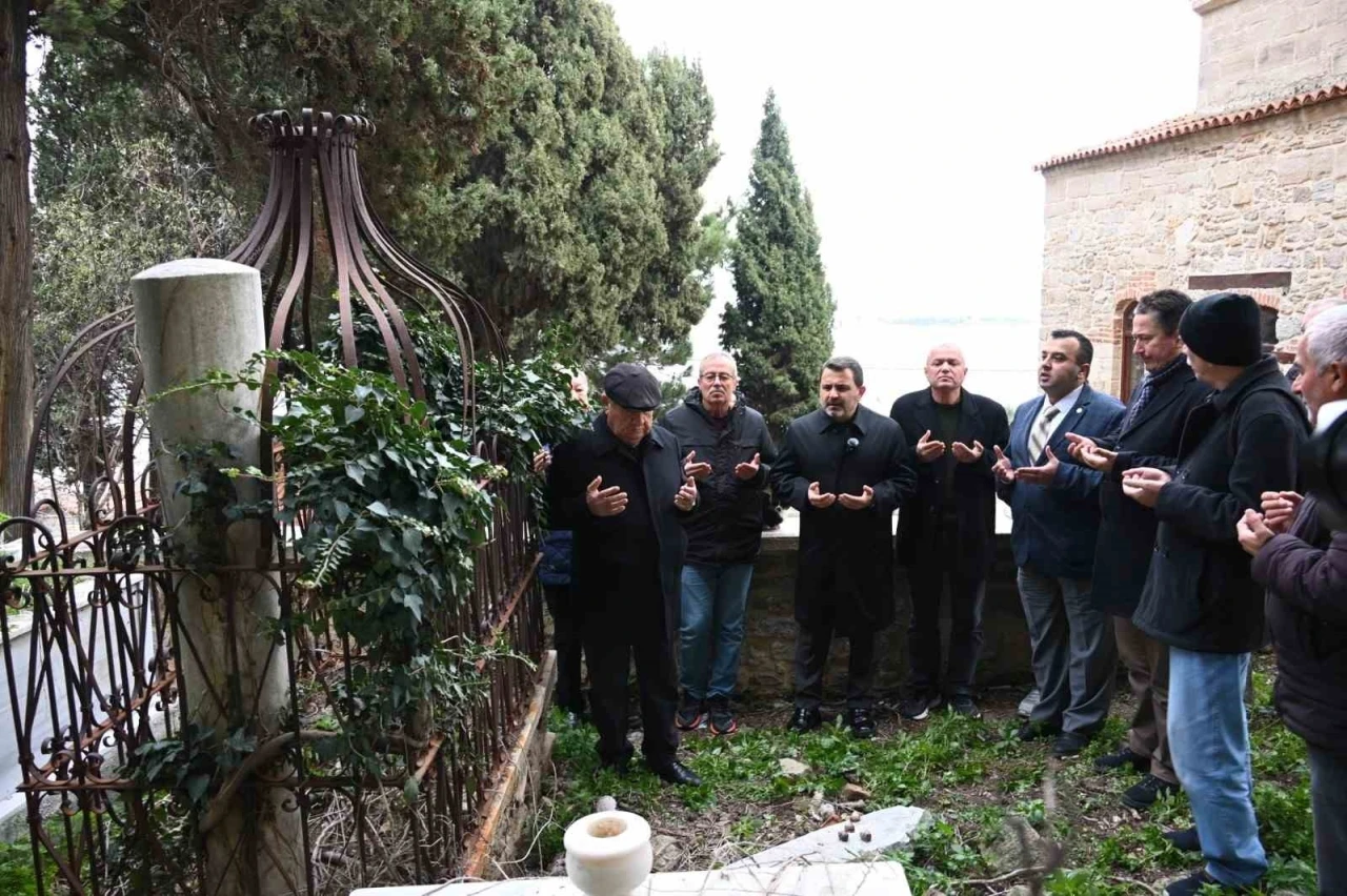 &Ccedil;anakkale&rsquo;de 124 yıl sonra Necip Paşa&rsquo;nın kabrine ulaşıldı

