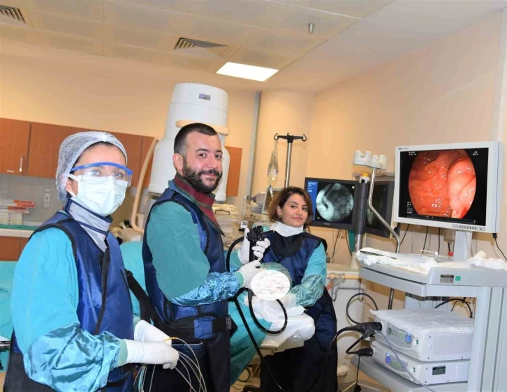 &Ccedil;anakkale&rsquo;de safra kesesindeki taş ERCP y&ouml;ntemiyle ameliyatsız olarak alındı
