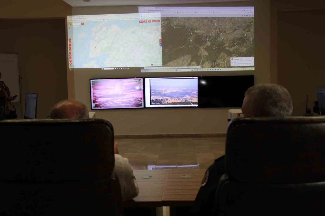 Çanakkale’de Yangın Harekat Koordinasyon Merkezi yangınlarına karşı teyakkuzda
