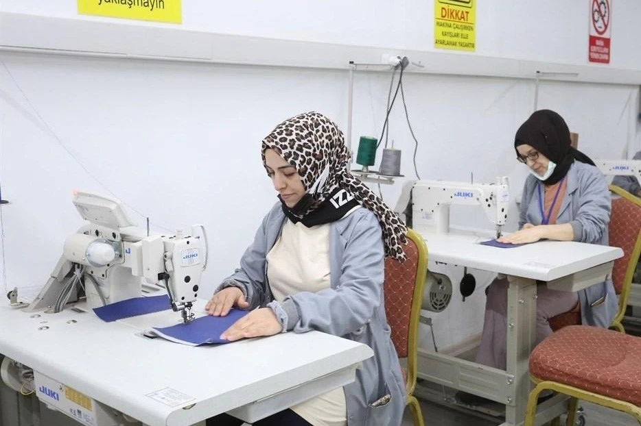 Canik&rsquo;te hanım konaklarında 12 bin 132 kadına mesleki eğitim
