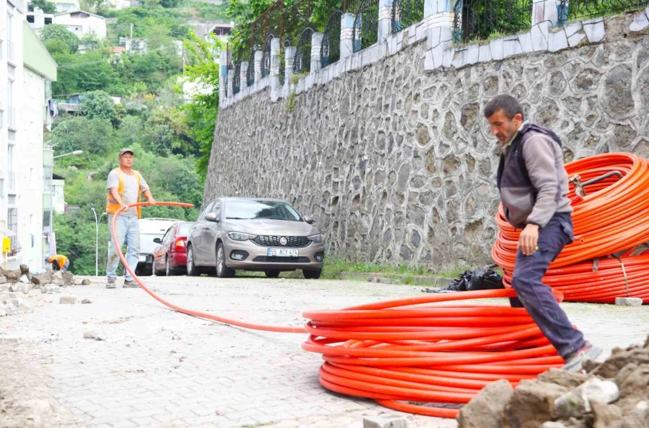 Canik&rsquo;ten dev yatırım: 20 bin hane fiber altyapıya kavuşuyor
