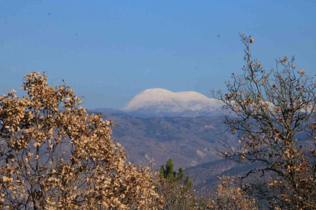 Çankırı’da sonbahar ve kış aynı karede
