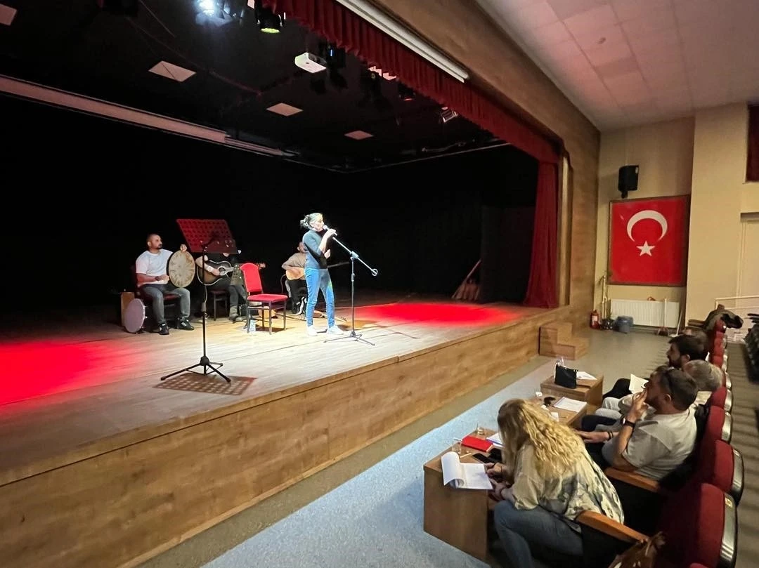 Canlı Sesler Türk Halk Müziği Ses Yarışması ön eleme etapları başladı
