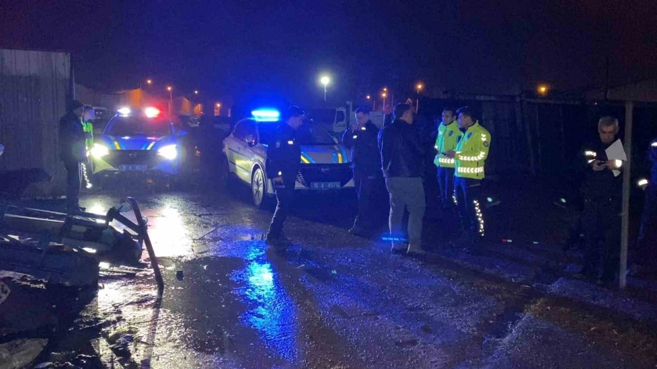 &Ccedil;arpıp ka&ccedil;tı, plakasını d&uuml;ş&uuml;r&uuml;nce yakalandı
