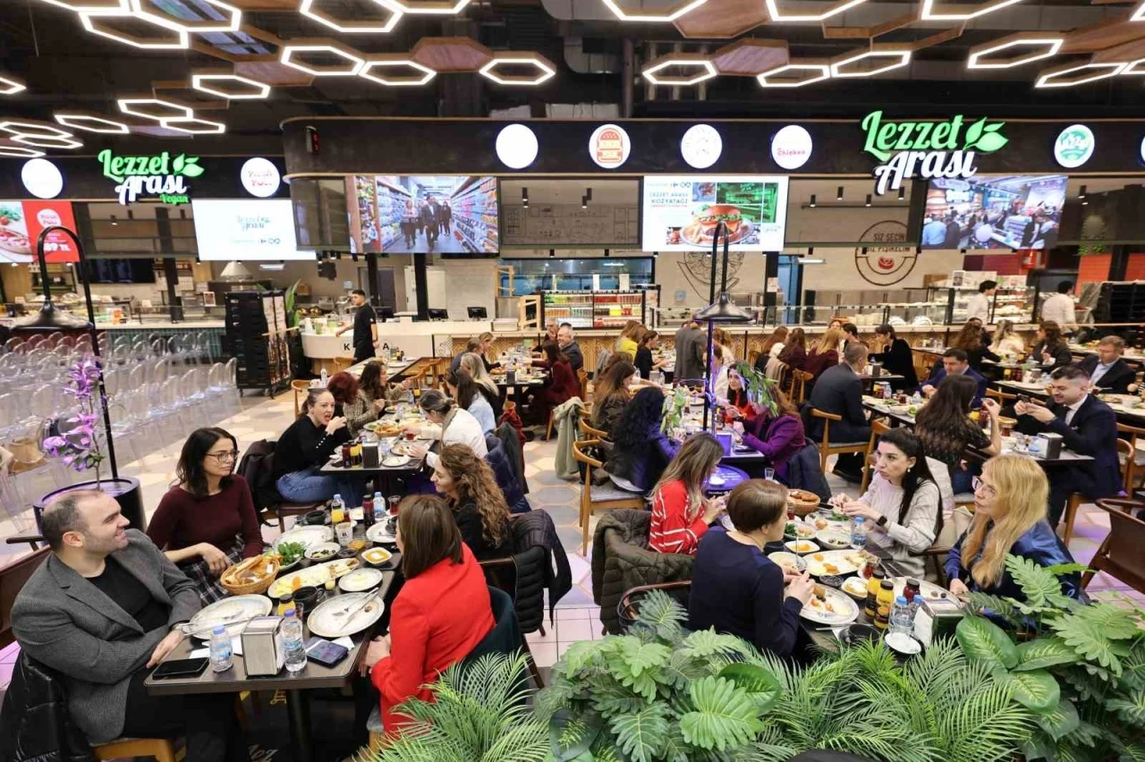 CarrefourSA, LEAD Network T&uuml;rkiye kahvaltı buluşmasının ev sahibi oldu
