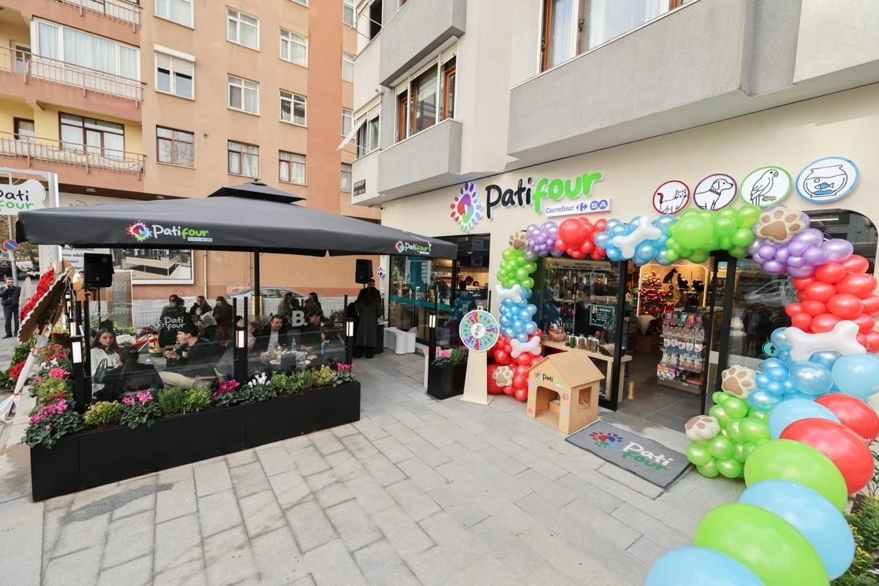 CarrefourSA, yeni nesil yaşam alanı PATiFOUR’un açılışını yaptı
