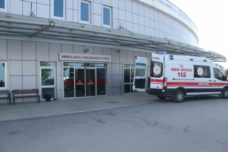 &Ccedil;atıda yenileme yapan usta elektrik akımına kapılarak yaralandı
