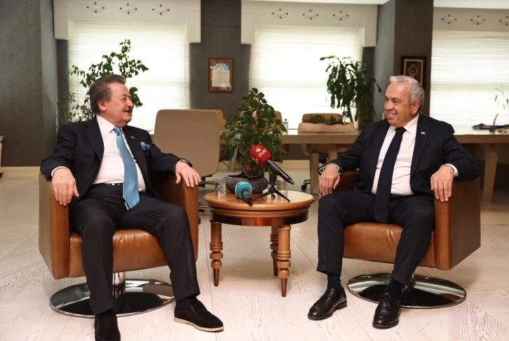 Cavit Çağlar’dan Başkan Şadi Özdemir’e tebrik ziyareti
