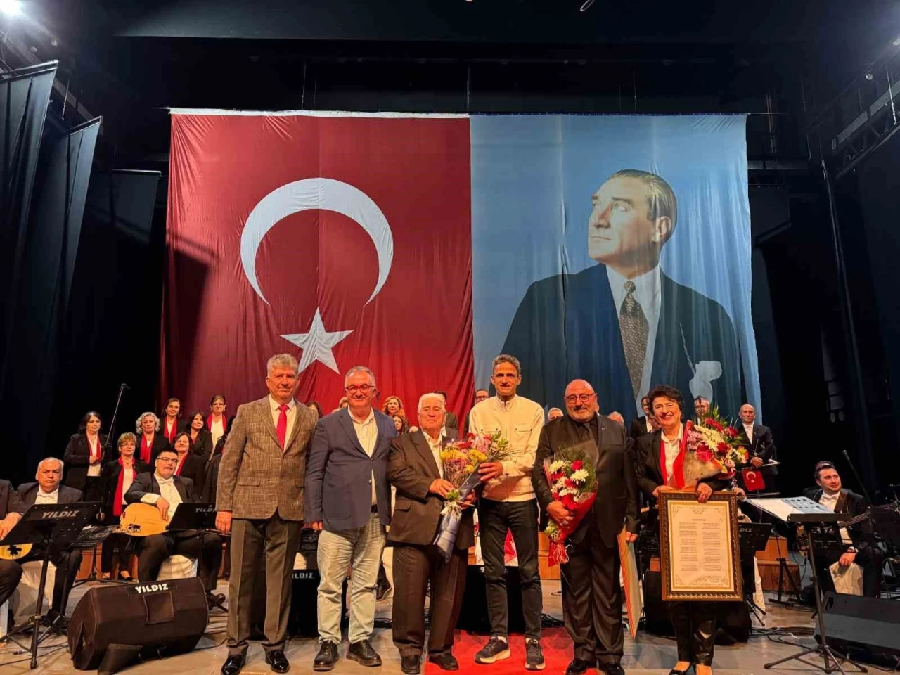 Çaycuma’da &quot;Bizden Bize Türküler &quot; konseri yapıldı
