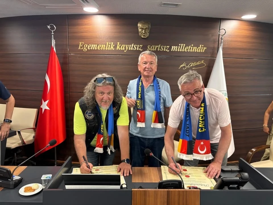 Çaycumaspor ile SSV Elpse Kardeş Kulüp Oldu

