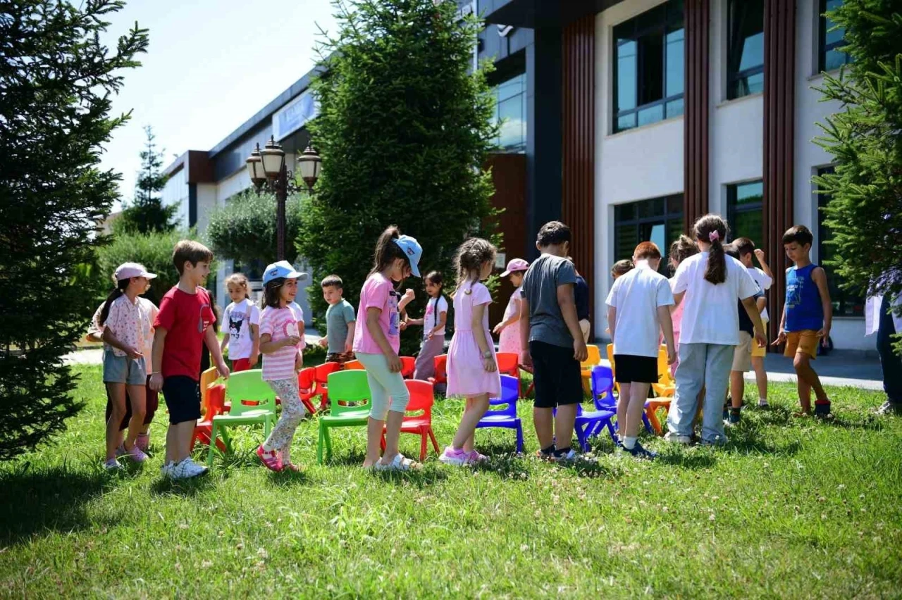 &Ccedil;ayırova&rsquo;da &ccedil;ocuklara y&ouml;nelik yaz kursları s&uuml;r&uuml;yor
