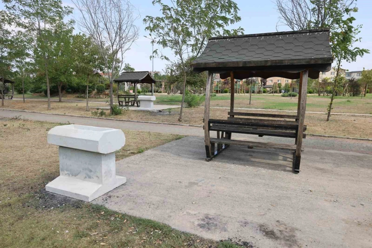 Çayırova’da mesire alanları ve parklar yenileniyor
