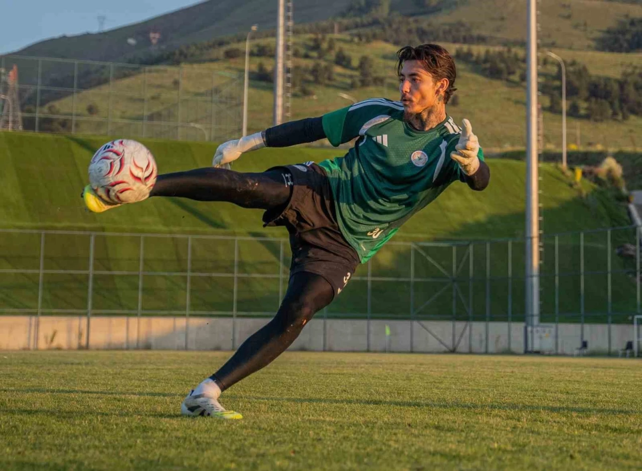 &Ccedil;aykur Rizespor&rsquo;un Erzurum kampındaki hazırlık ma&ccedil;ları netleşti
