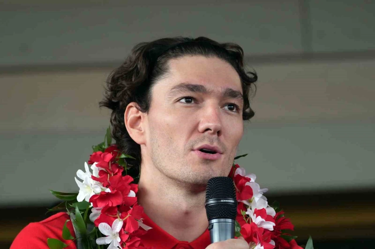Cedi Osman: &quot;Ülkemize madalya getirdiğimiz için çok mutluyuz&quot;

