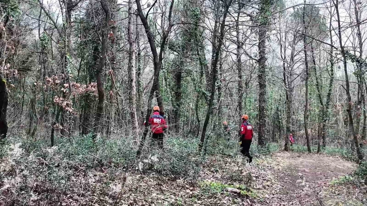 &Ccedil;ekmek&ouml;y&rsquo;de alzaymır hastası yaşlı adam 25 g&uuml;nd&uuml;r kayıp
