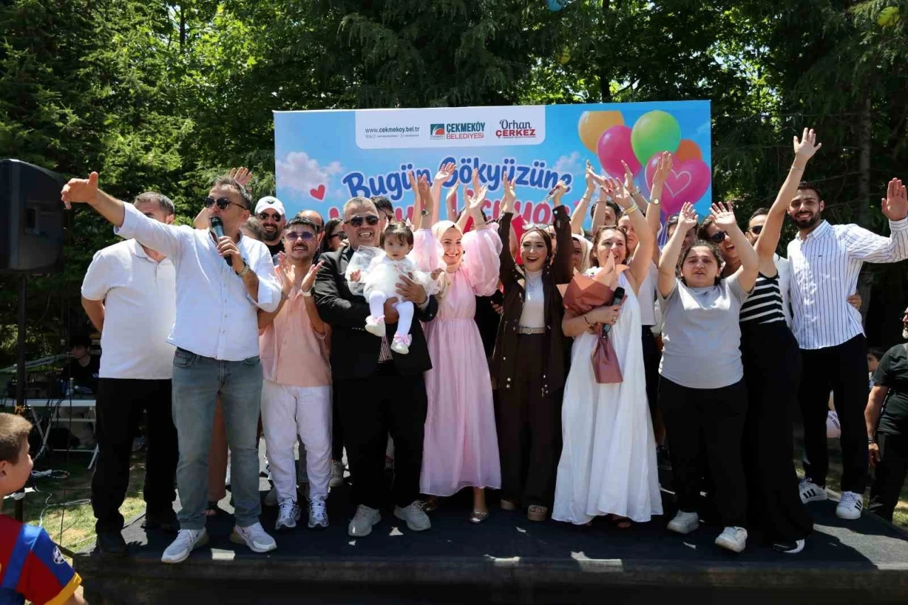 &Ccedil;ekmek&ouml;y&rsquo;de Cemre Alya&rsquo;ya tedavi yolculuğu &ouml;ncesi anlamlı uğurlama
