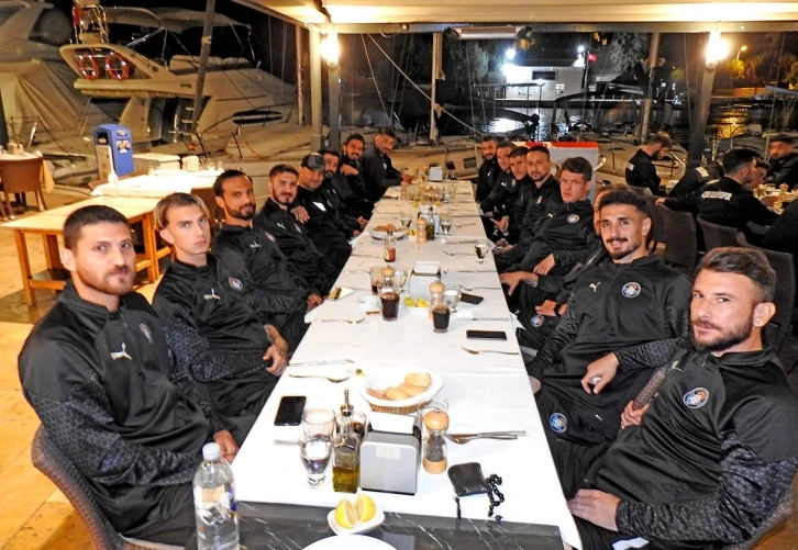 &Ccedil;eşme Belediyespor, moral depoladı
