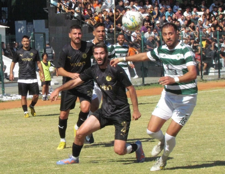 &Ccedil;eşme Belediyespor sezona galibiyetle başladı
