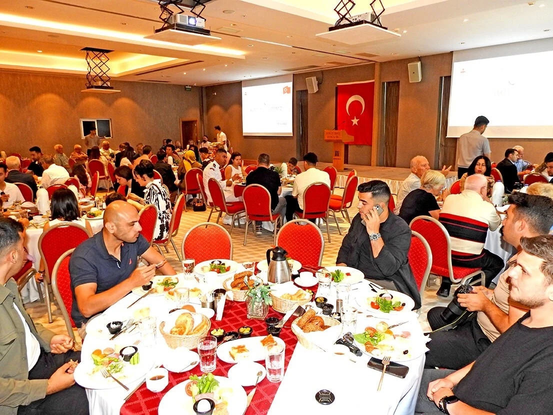 Çeşme Kaymakamı Maraşlı’dan bayramda anlamlı buluşma
