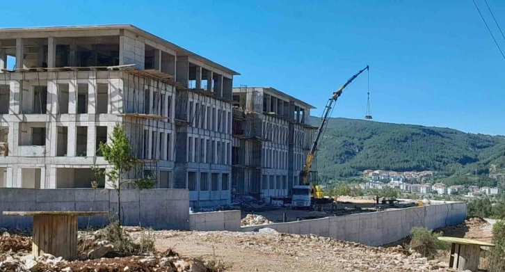 &Ccedil;EVRE ŞEHİRCİLİK VE İKLİM DEĞİŞİKLİĞİ İL M&Uuml;D&Uuml;RL&Uuml;Ğ&Uuml;&rsquo;N&Uuml;N YENİ BİNASI TAMAMLANIYOR