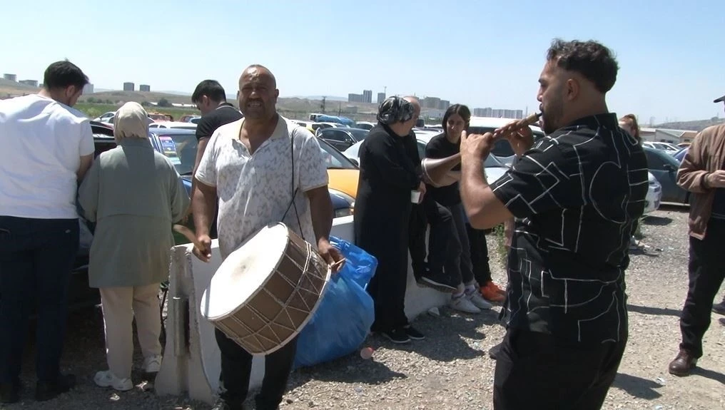 Cezaevlerinden dün başlayan tahliyeler bugün devam ediyor
