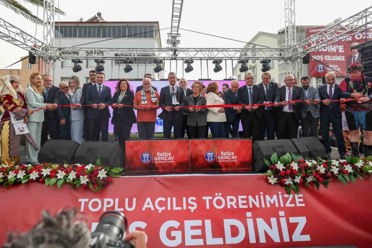 CHP Genel Başkanı Özel, Didim’de toplu açılış törenine katıldı
