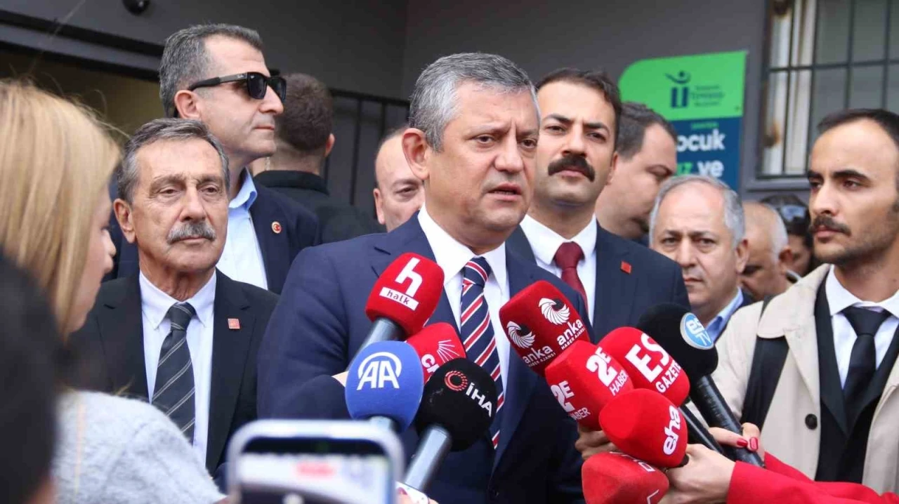 CHP Genel Başkanı Özel hakkında açılan soruşturma ile ilgili konuştu: &quot;Ben ortaya söylemişim, üstüne alınana bak&quot;
