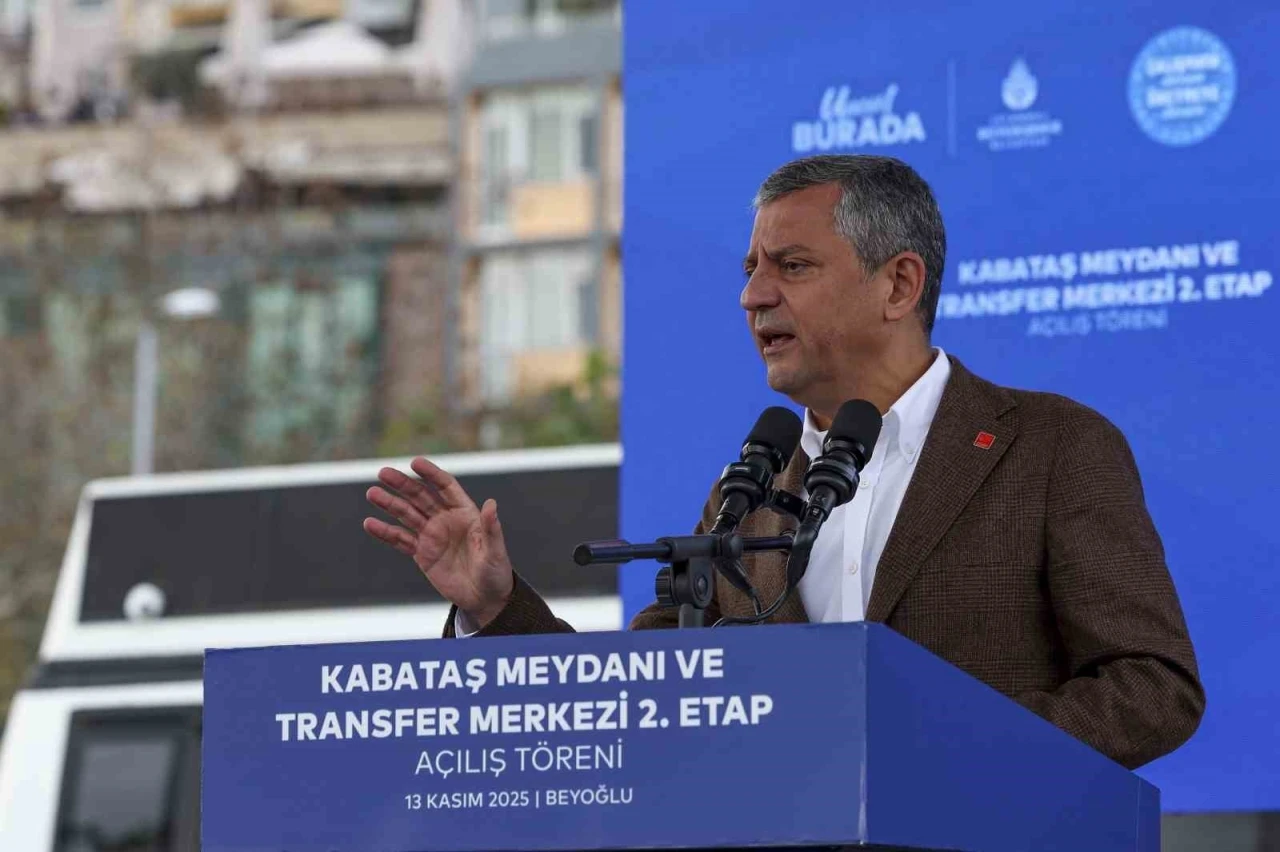 CHP Genel Başkanı Özel: &quot;2. etabı tamamlamanın memnuniyeti içindeyiz&quot;
