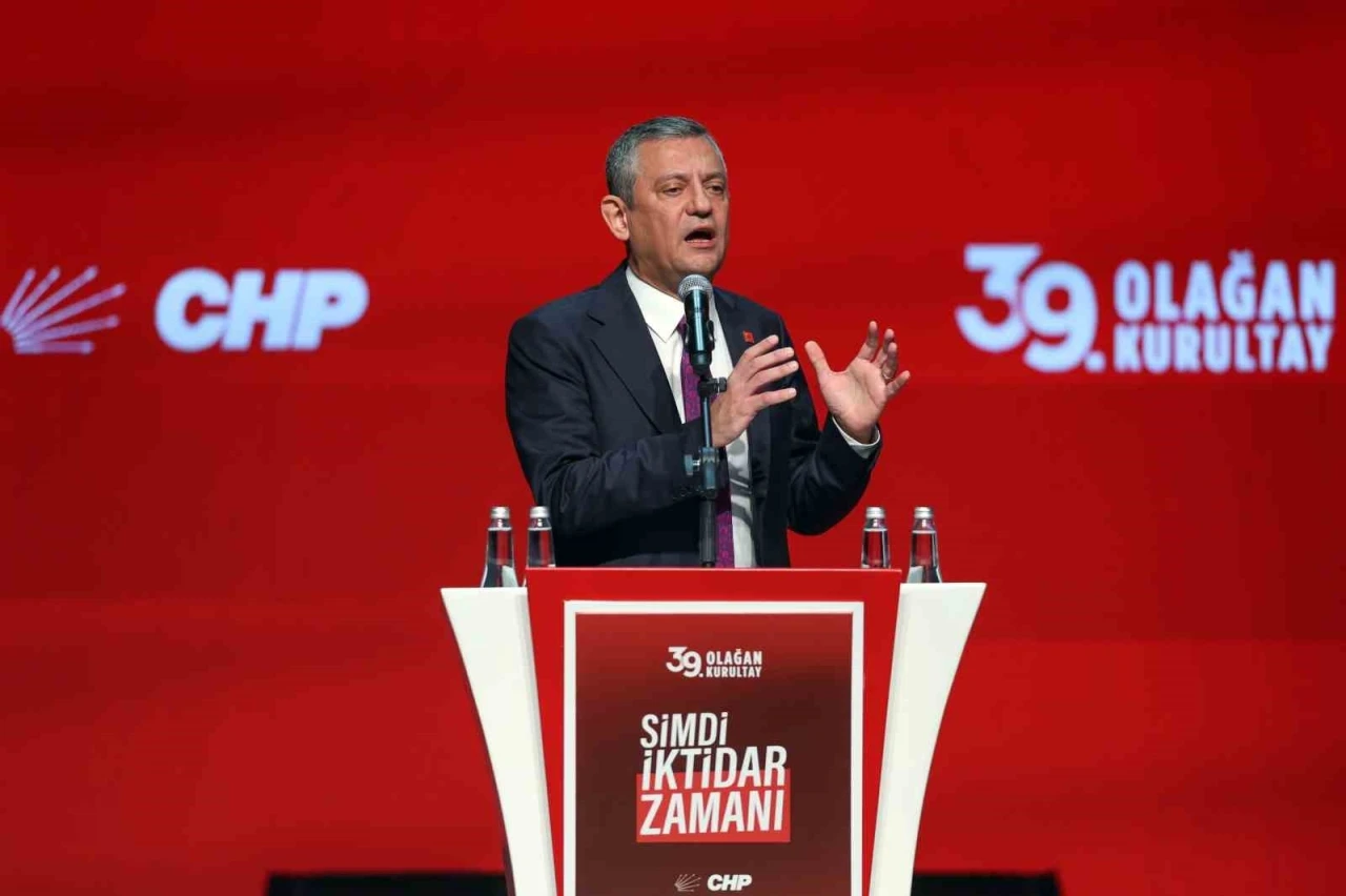 CHP Genel Başkanı Özel: &quot;CHP bizi eskiye döndürmek isteyenlerden arınacak&quot;
