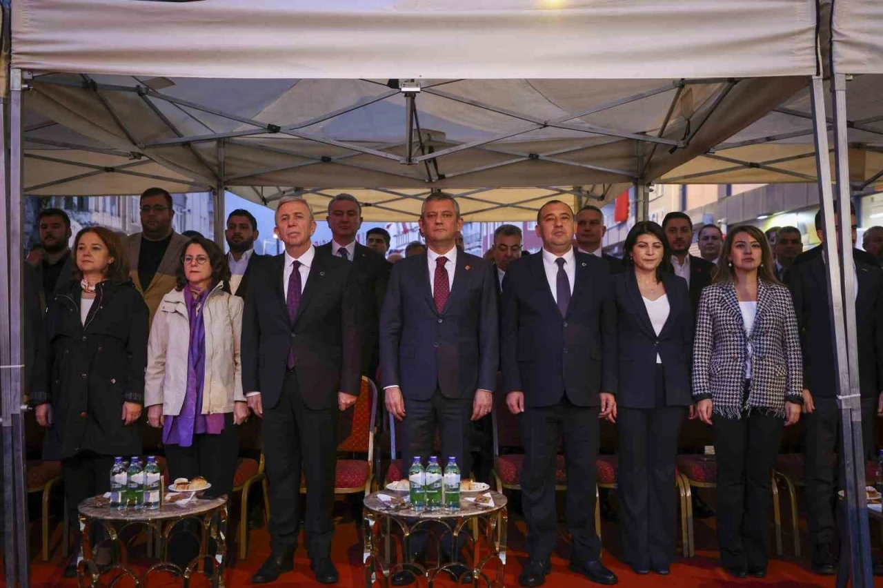 CHP Genel Başkanı Özel: "CHP bu ülkenin varlığının, birliğinin, bütünlüğünün teminatıdır"