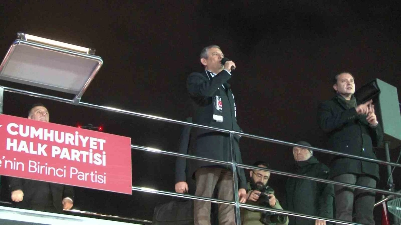 CHP Genel Başkanı &Ouml;zel: "İstanbul aynı anda en &ccedil;ok metro inşaatının olduğu il oldu"
