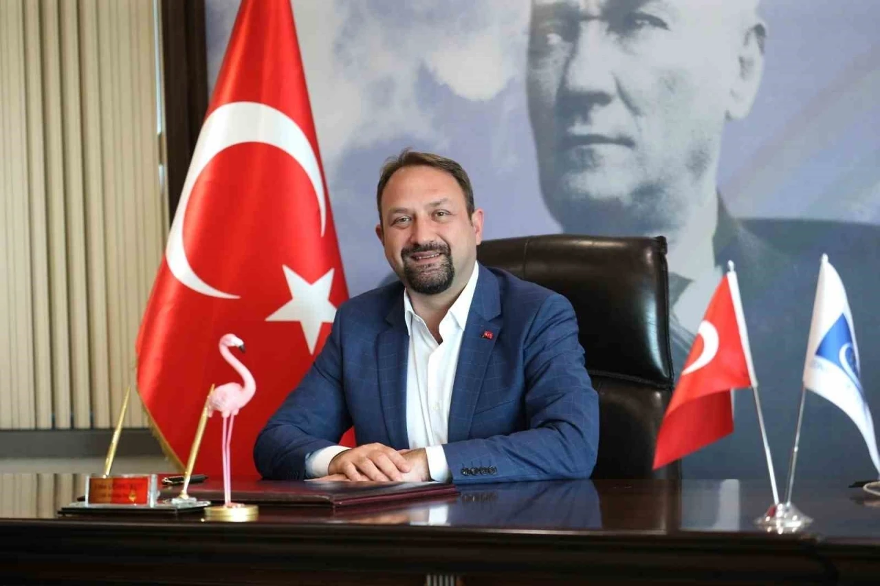 CHP İzmir İl Başkanı Utku G&uuml;mr&uuml;k&ccedil;&uuml; oldu
