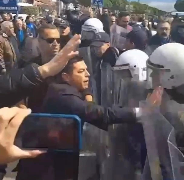 CHP’li Marmaris Belediye Başkanı Ünlü’ye kamu davası
