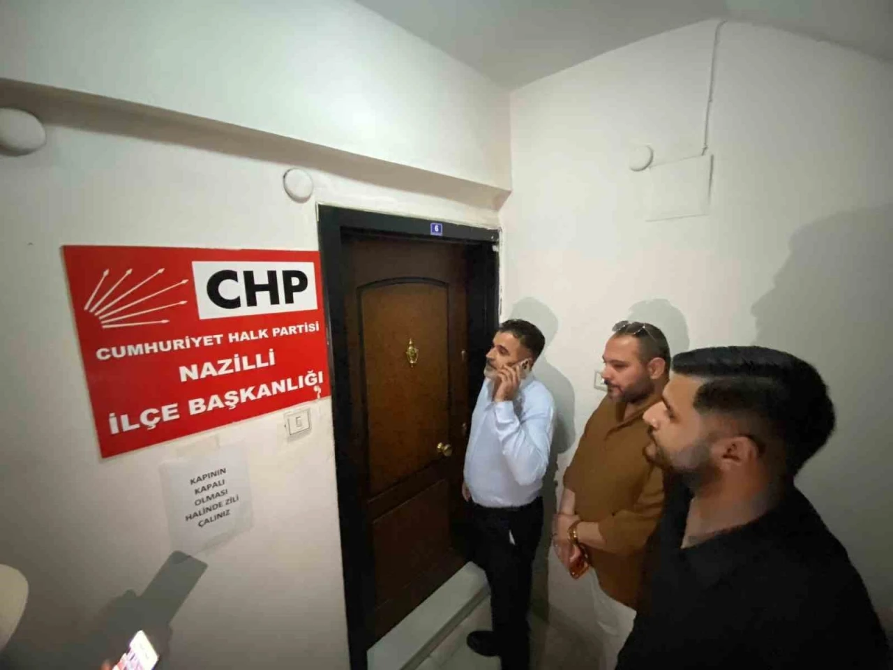 CHP Nazilli il&ccedil;e teşkilatında devir teslim krizi
