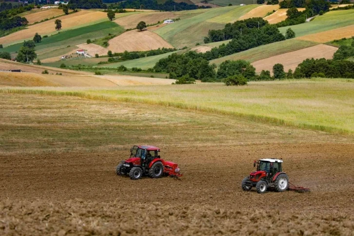 &Ccedil;ift&ccedil;ilere tohum ve g&uuml;bre desteği
