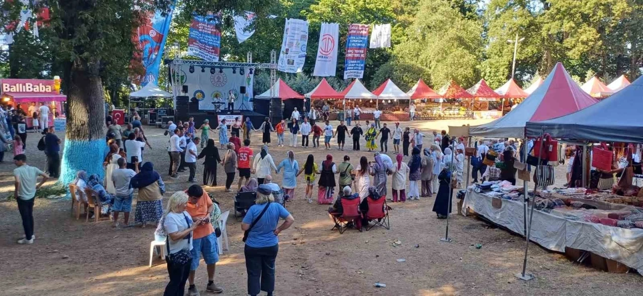 Çınarcık’ta Karadeniz Şenliği coşkusu
