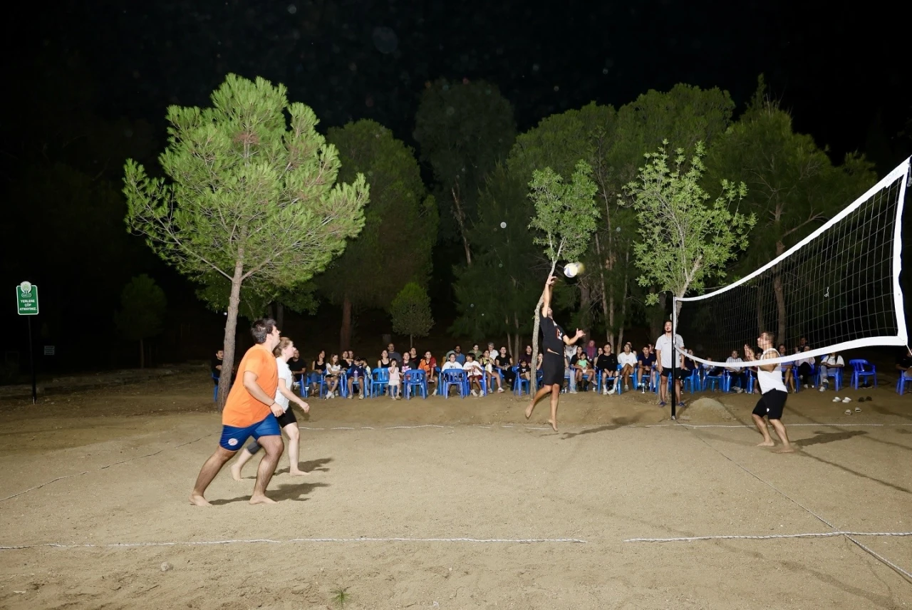 Çine’de sokak voleybolu turnuvası başladı
