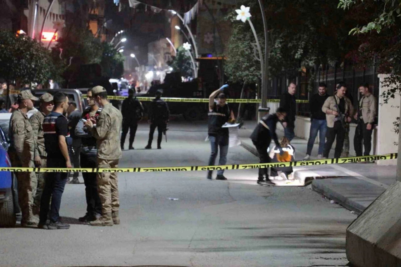 Cizre’de adliye önündeki silahlı saldırıda 1 kişi hayatını kaybetti
