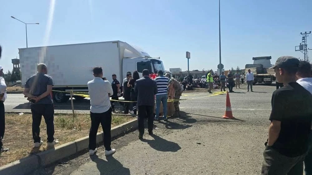 Cizre’de kamyonetin çarptığı öğrenci hayatını kaybetti
