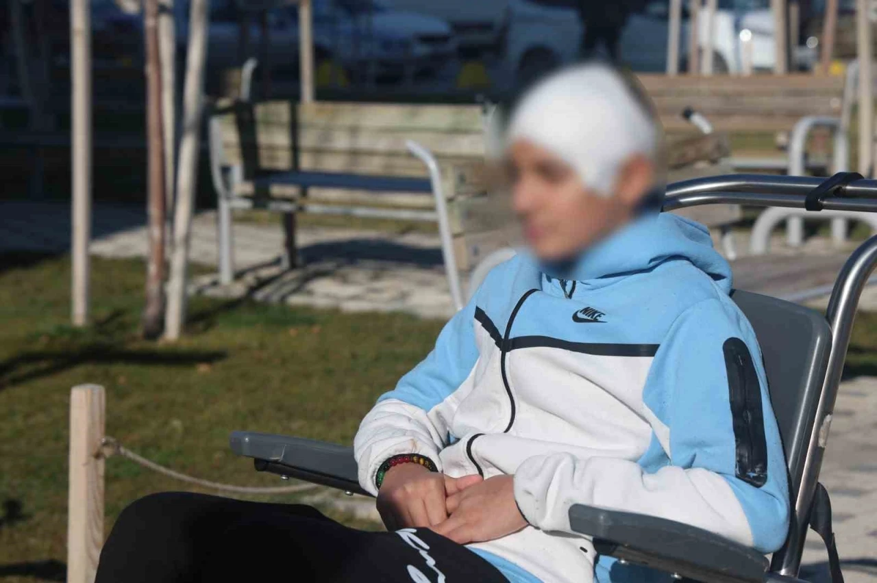 &Ccedil;ocuğun kafasına taşla vuran &ccedil;ocuk yeniden tutuklandı
