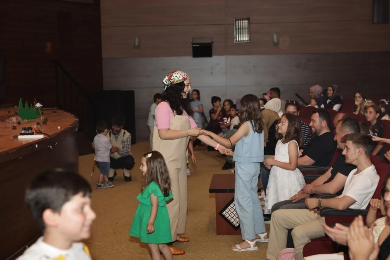 &Ccedil;ocuklar "Ormanın Koruyucuları" ile hem eğlendi hem &ouml;ğrendi
