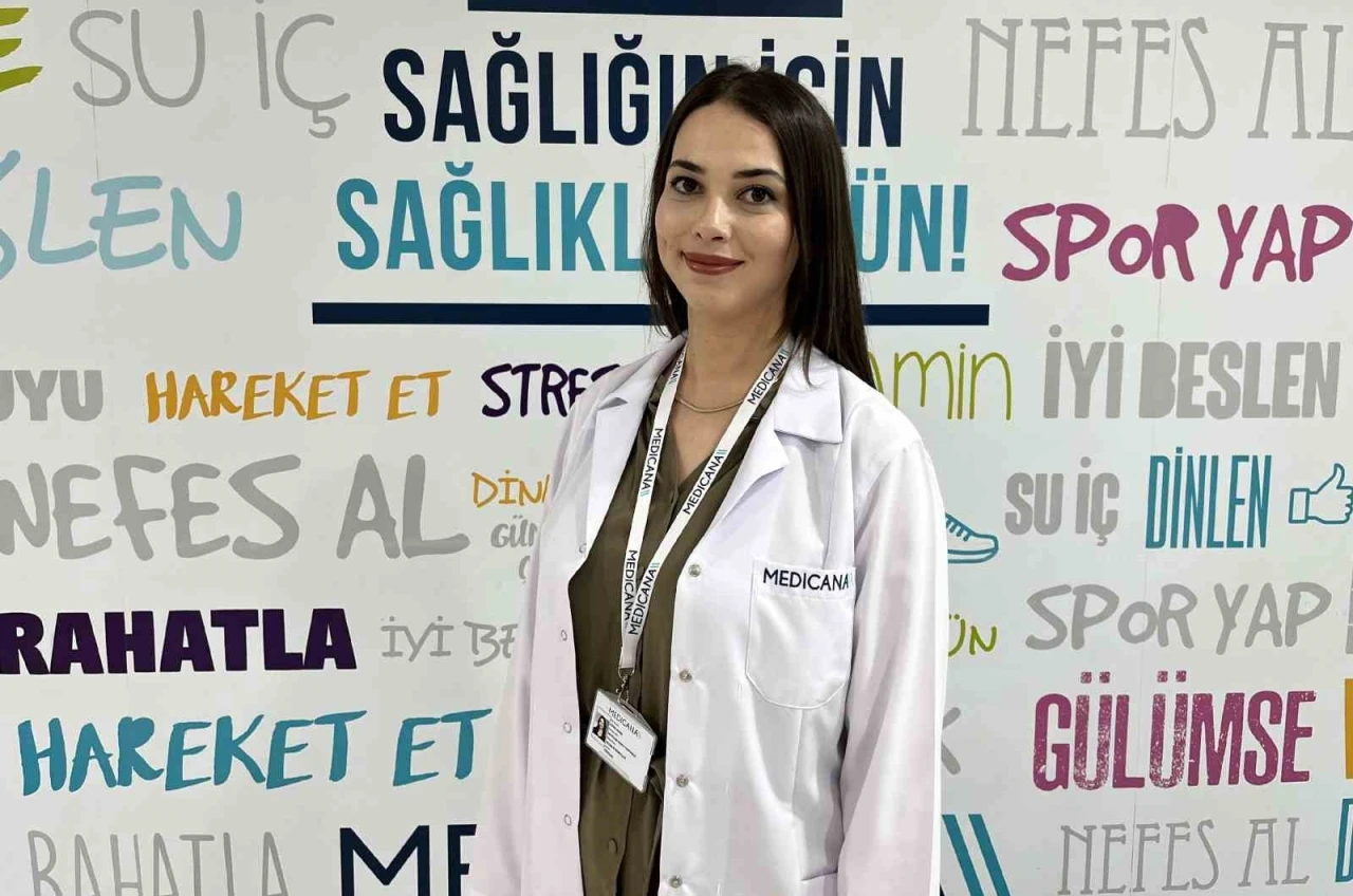 Çocukların okula adaptasyon sürecinde en büyük rol ailenin
